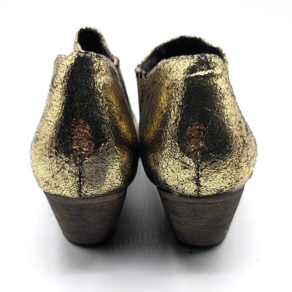 Very Volatile 6.5 Gold Boots Booties Western Block Heel Metallic Futuristic  y3k